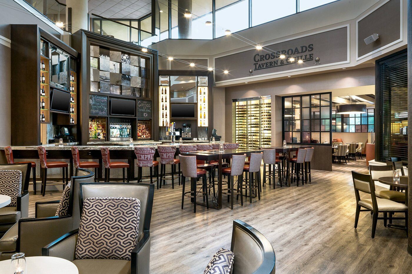crossroads-tavern-grille